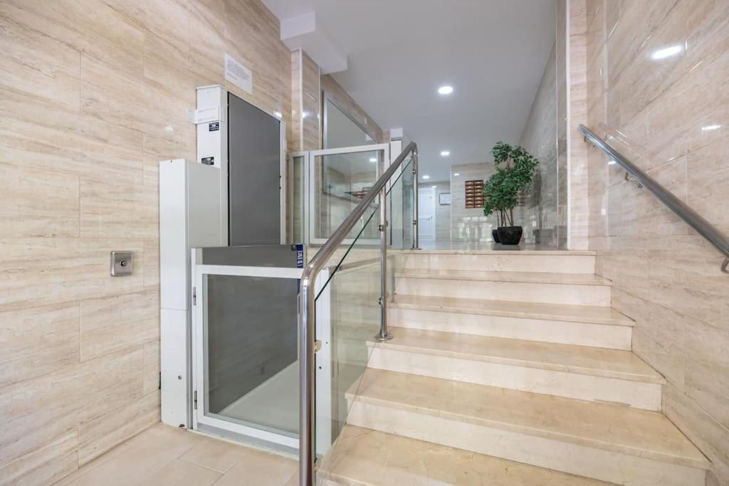 Encantador Apartamento Cerca Del Mar Málaga Kültér fotó