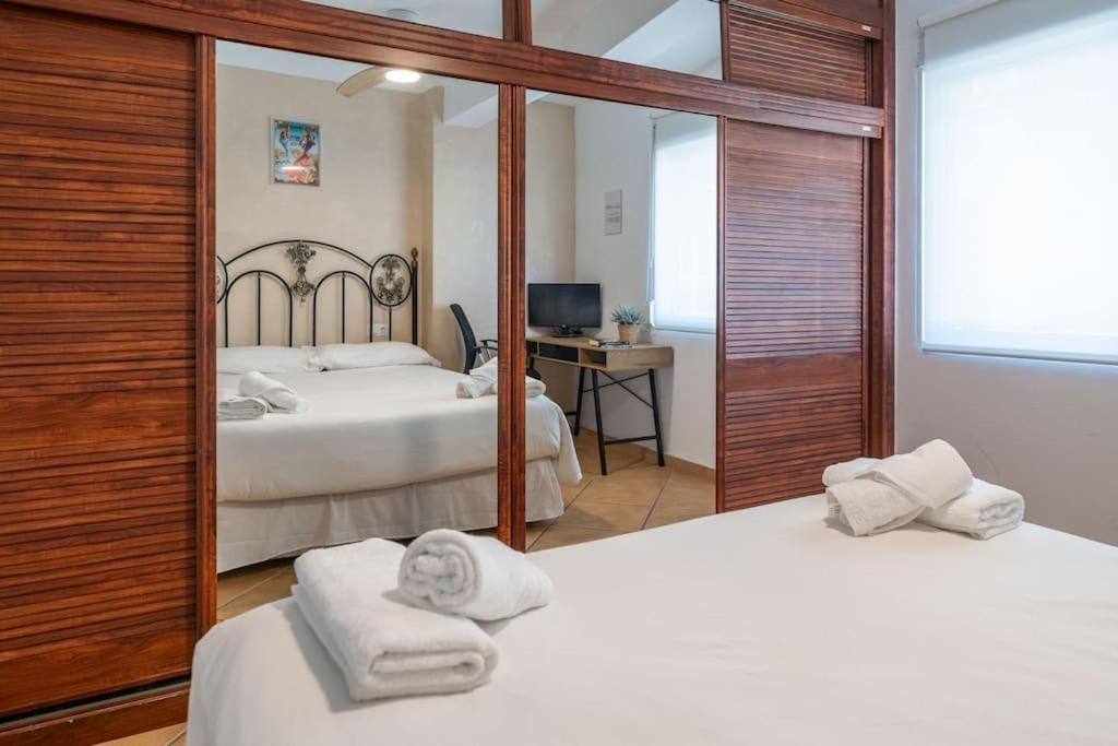Encantador Apartamento Cerca Del Mar Málaga Kültér fotó
