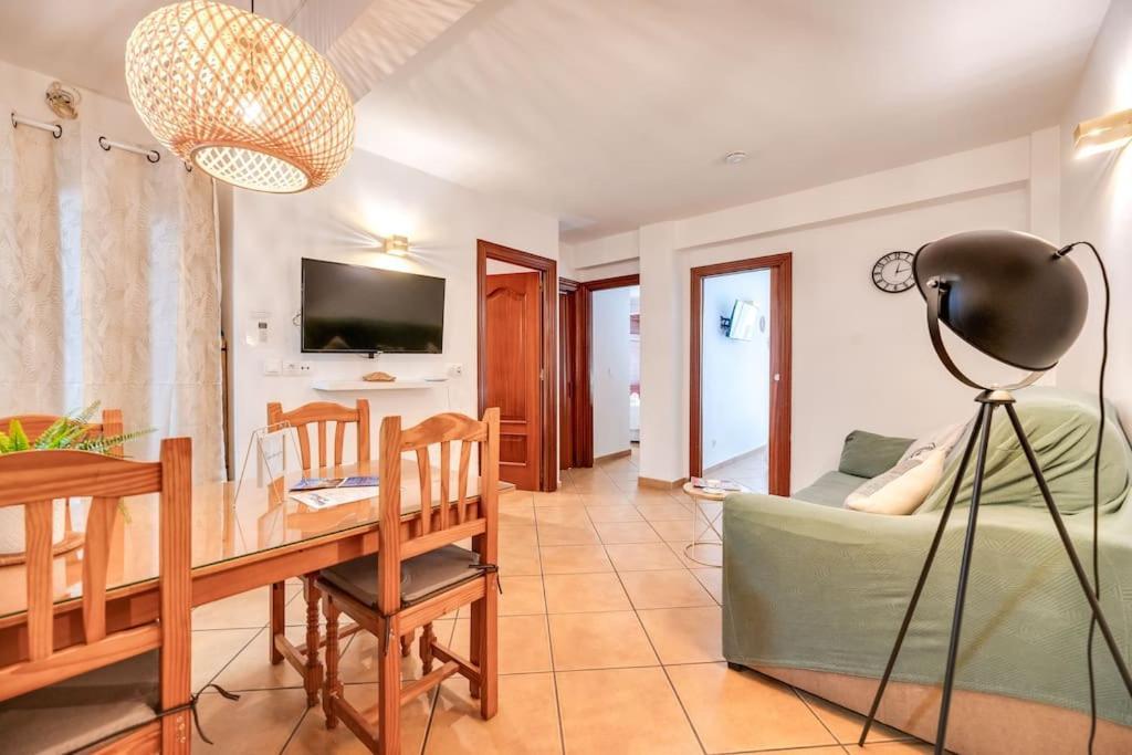 Encantador Apartamento Cerca Del Mar Málaga Kültér fotó